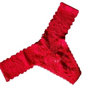 2022 Victoria's Secret Red Lace Thong with Scalloped Trim Size Medium NWT